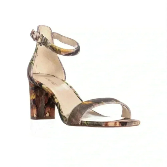 Nine West Pruce Velvet Ankle Strap Sandals Floral Sz 5.5 Taupe Multi - Picture 1 of 11